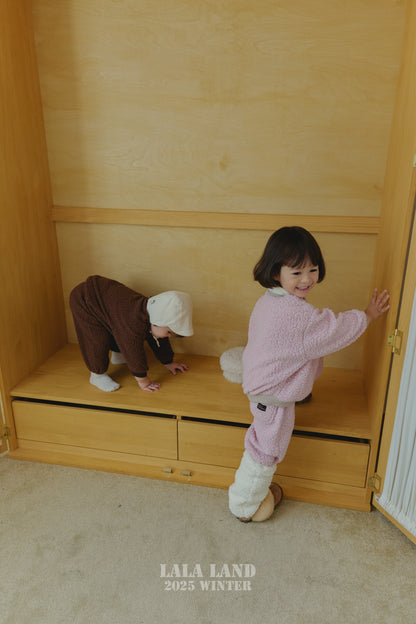 [PRE-ORDER] Sherpa Sweatshirts