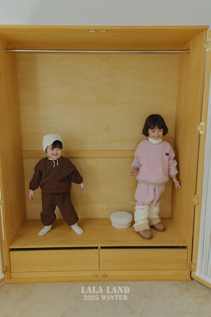 [PRE-ORDER] Sherpa Sausage Pants