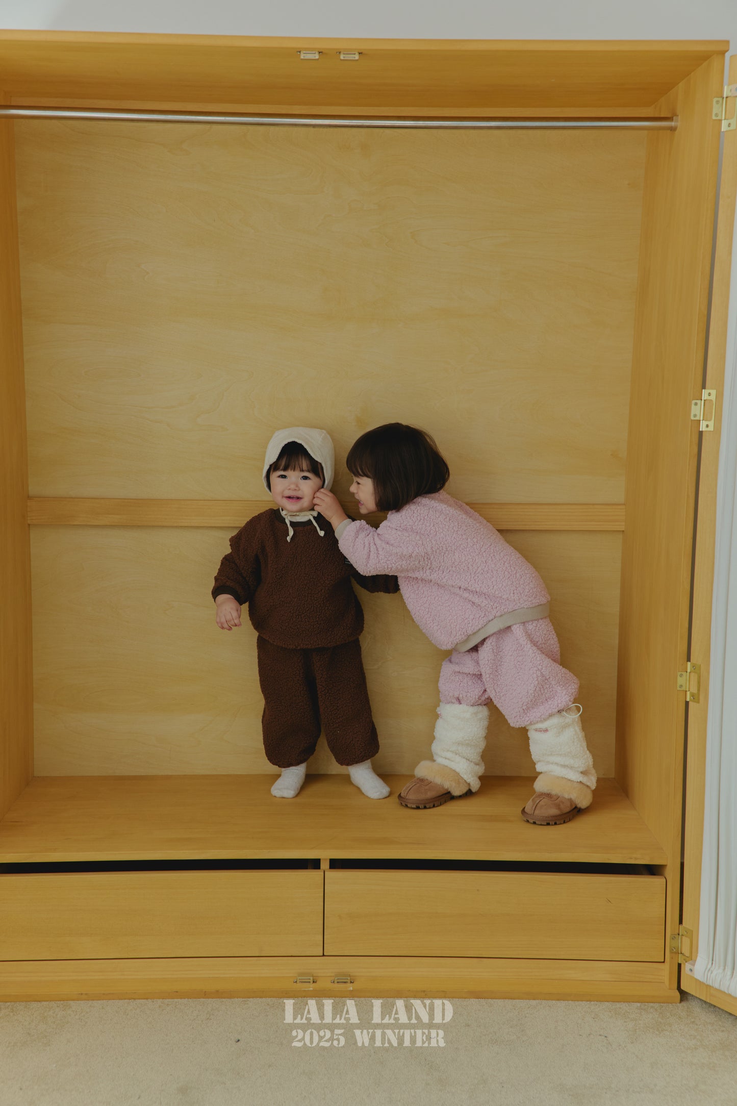 [PRE-ORDER] Sherpa Sausage Pants