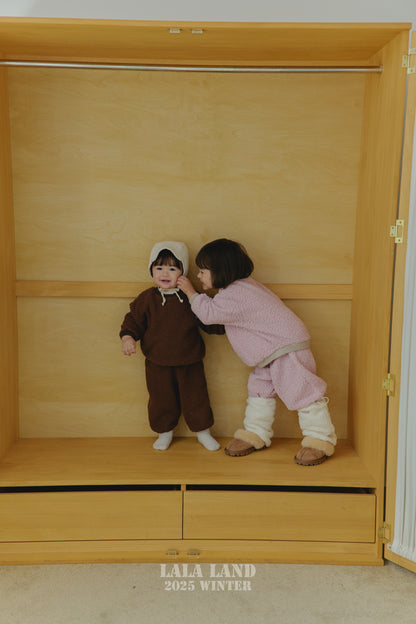 [PRE-ORDER] Sherpa Sausage Pants