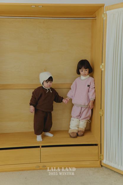 [PRE-ORDER] Sherpa Sausage Pants