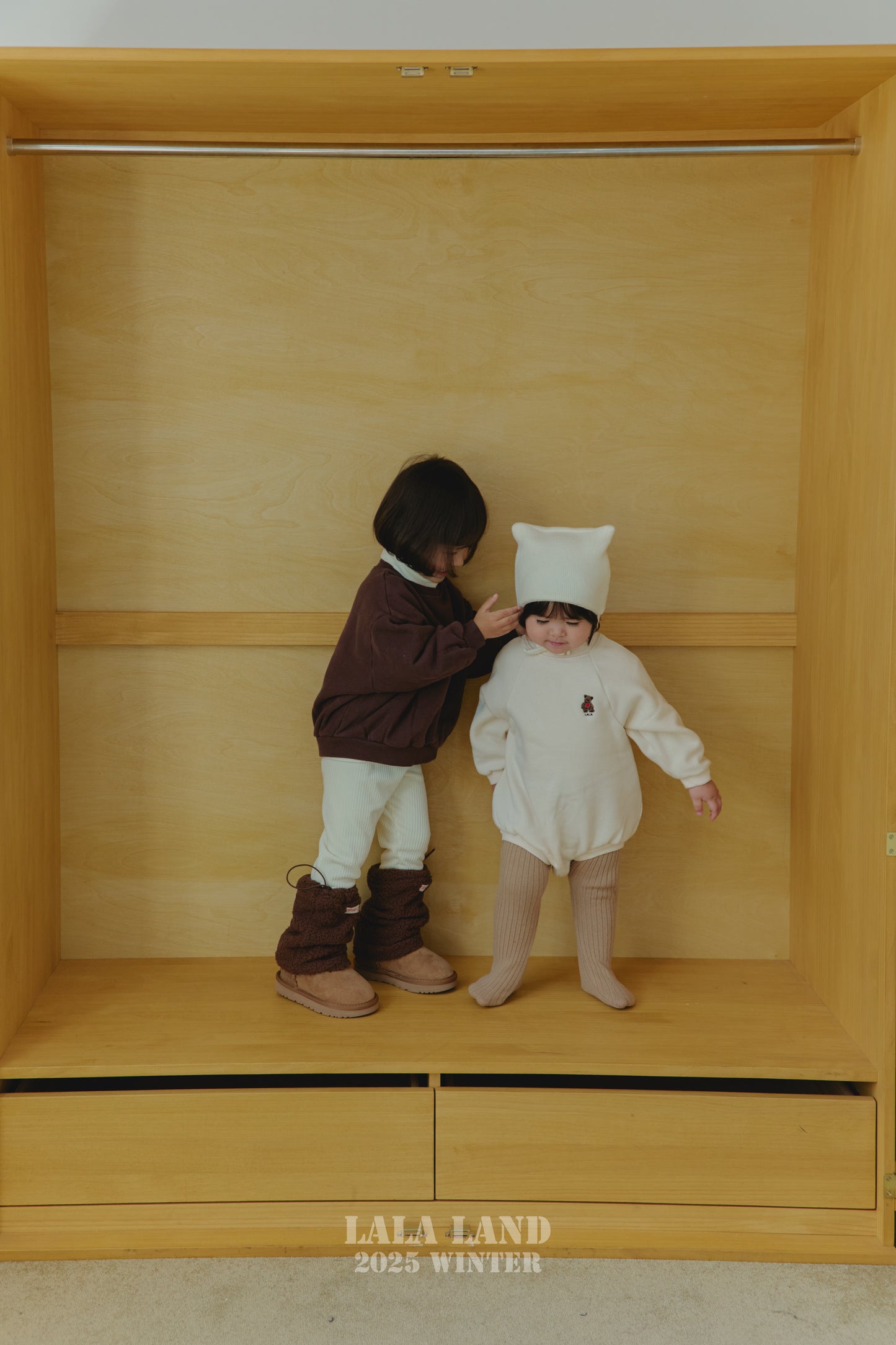 [PRE-ORDER] Bear Raglan Body Suit