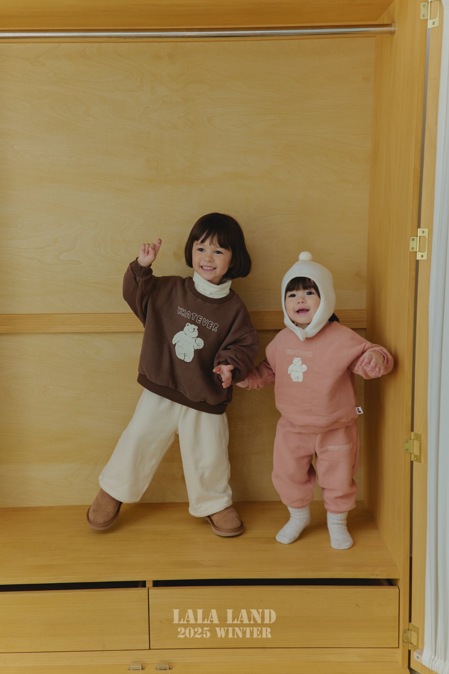 [PRE-ORDER] Snow Bear Sweatshirts