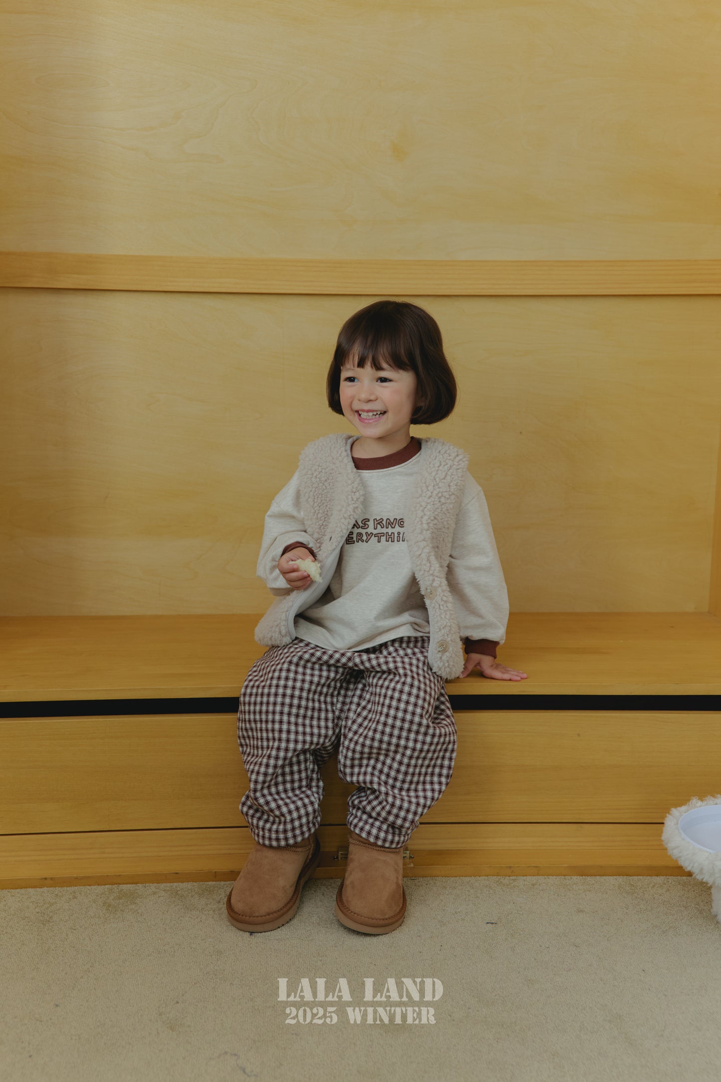 [PRE-ORDER] Check Boa Fur Pants