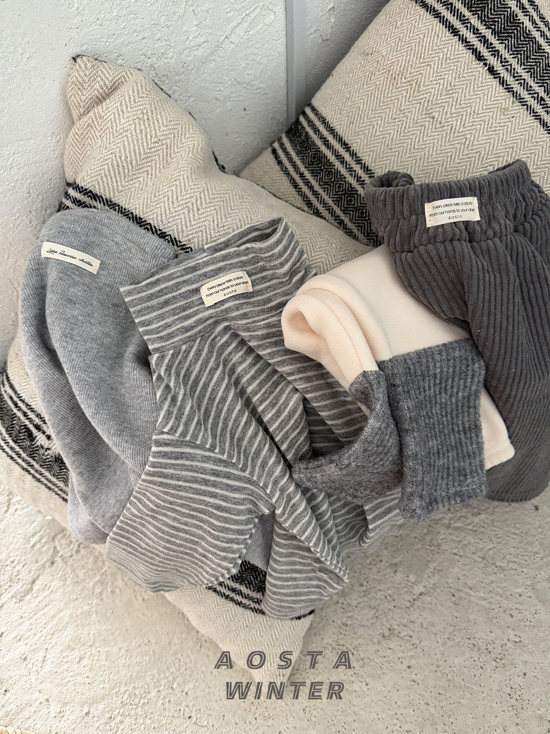 [PRE-ORDER] Wool Turtleneck T-Shirts