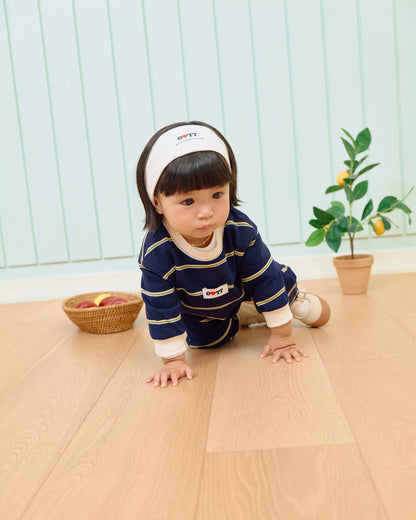 [PRE-ORDER] Rookie Stripe Top Bottom Set
