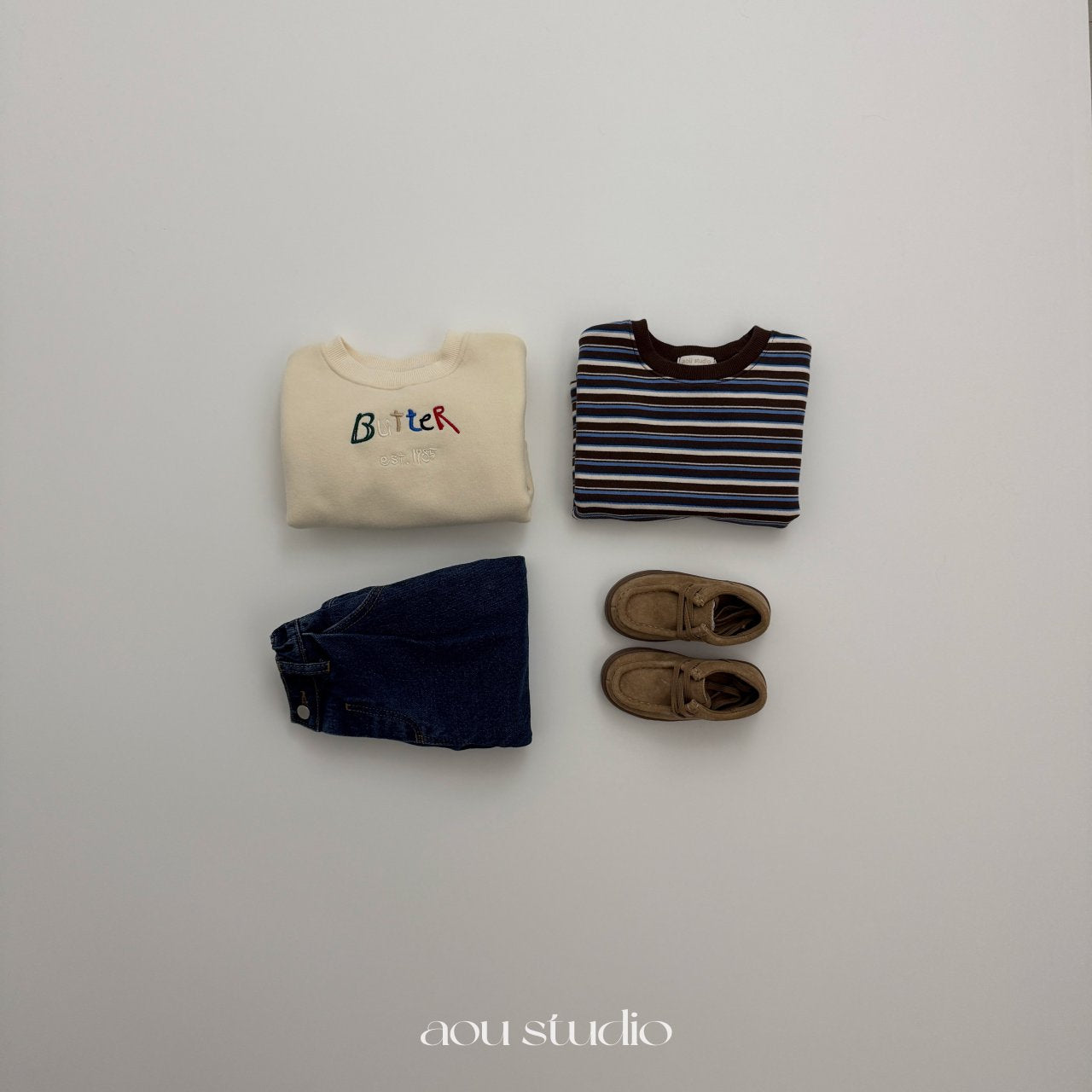 [PRE-ORDER] Butter Sweatshirts