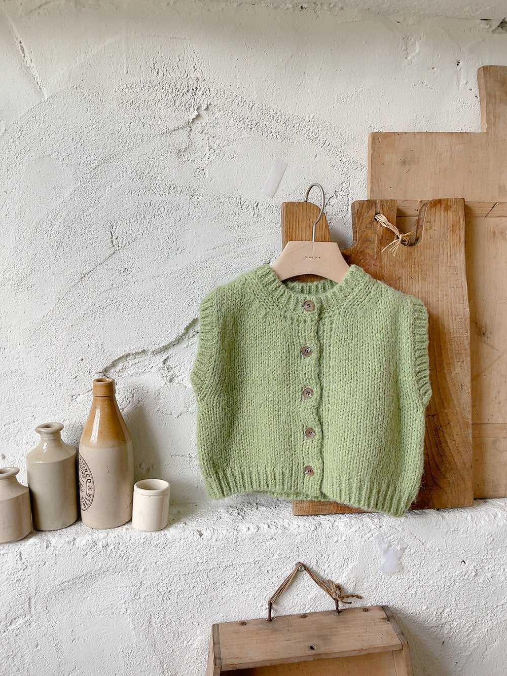 [PRE-ORDER] Toms Open Sweater Vest