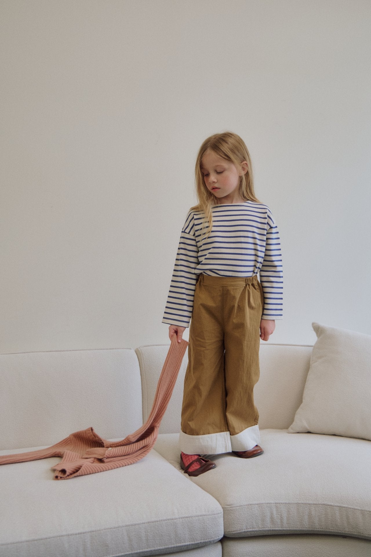 [PRE-ORDER] Scone Roll-Up Pants