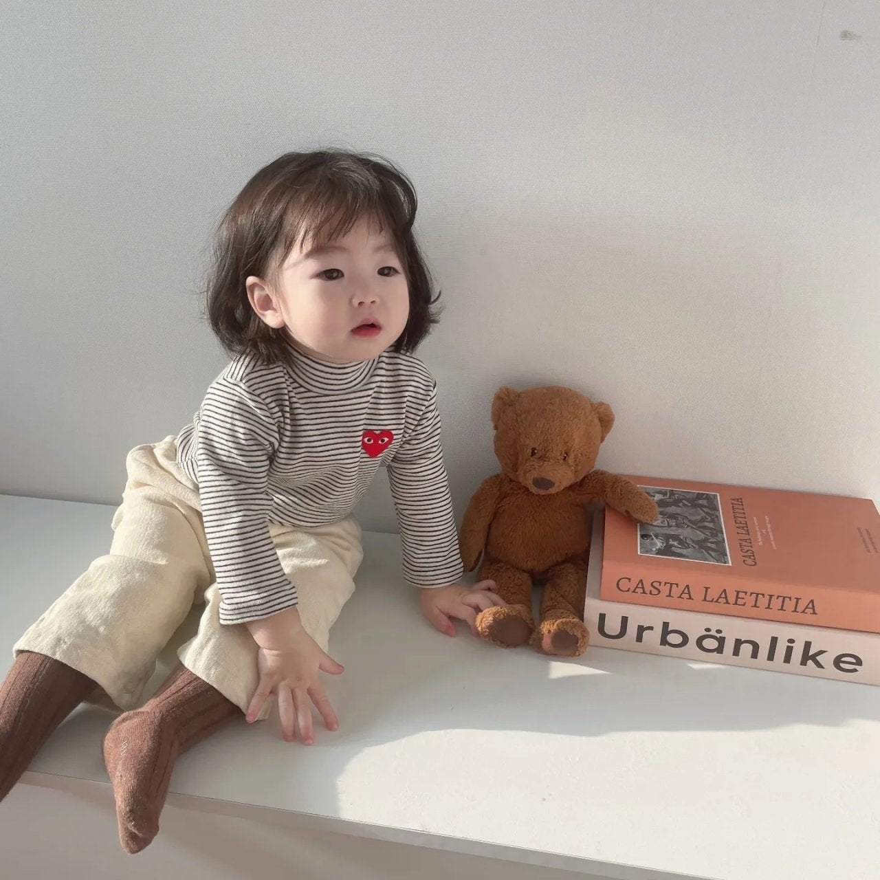 [PRE-ORDER] Heart Turtleneck T-Shirts