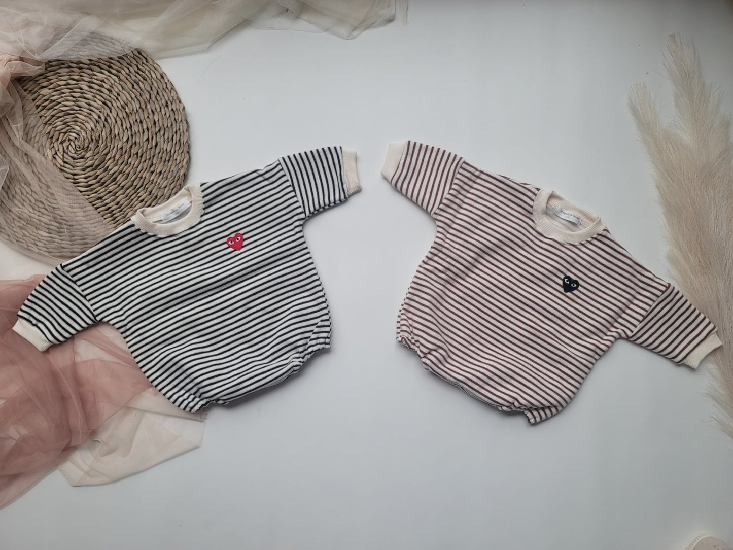 [PRE-ORDER] Cozy Heart Body Suit