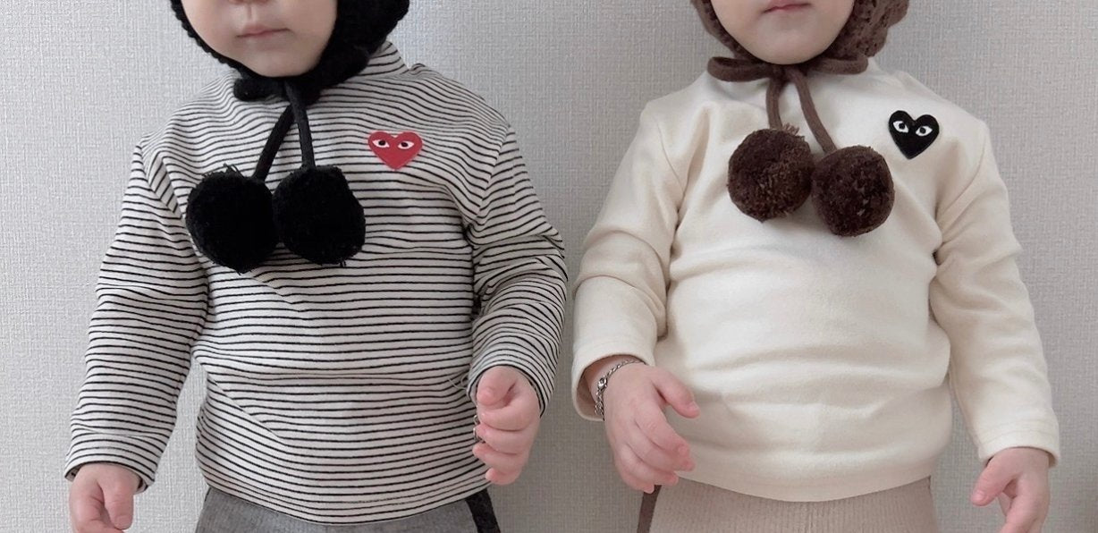 [PRE-ORDER] Heart Turtleneck T-Shirts