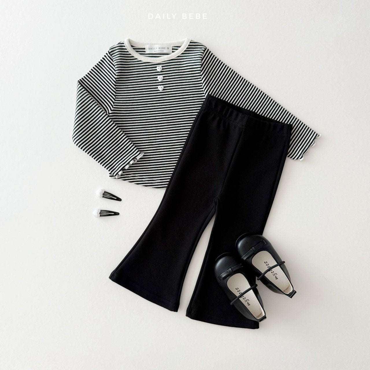 [PRE-ORDER] Stripe Button T-Shirts