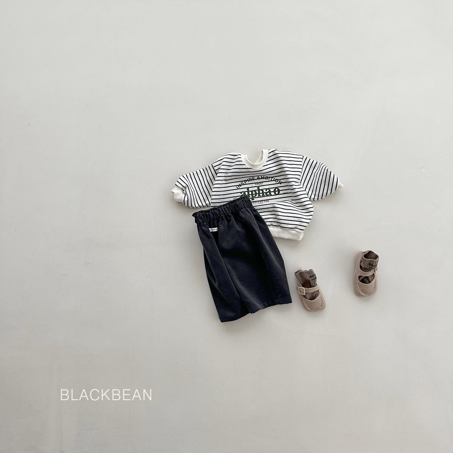 [PRE-ORDER] Alpha Sweatshirts