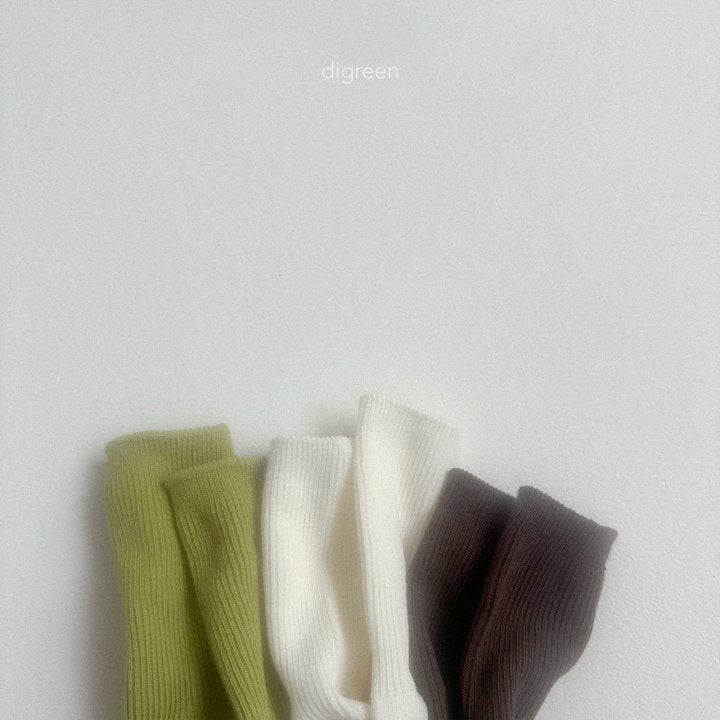 [PRE-ORDER] Light Green Socks Set