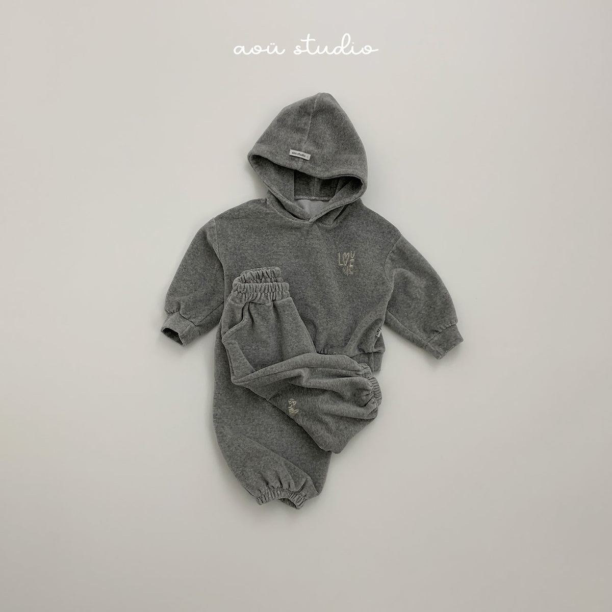 [PRE-ORDER] Beluga Hoodie Sweatshirts