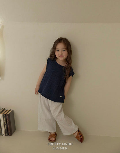 [PRE-ORDER] Eyelet Blouse