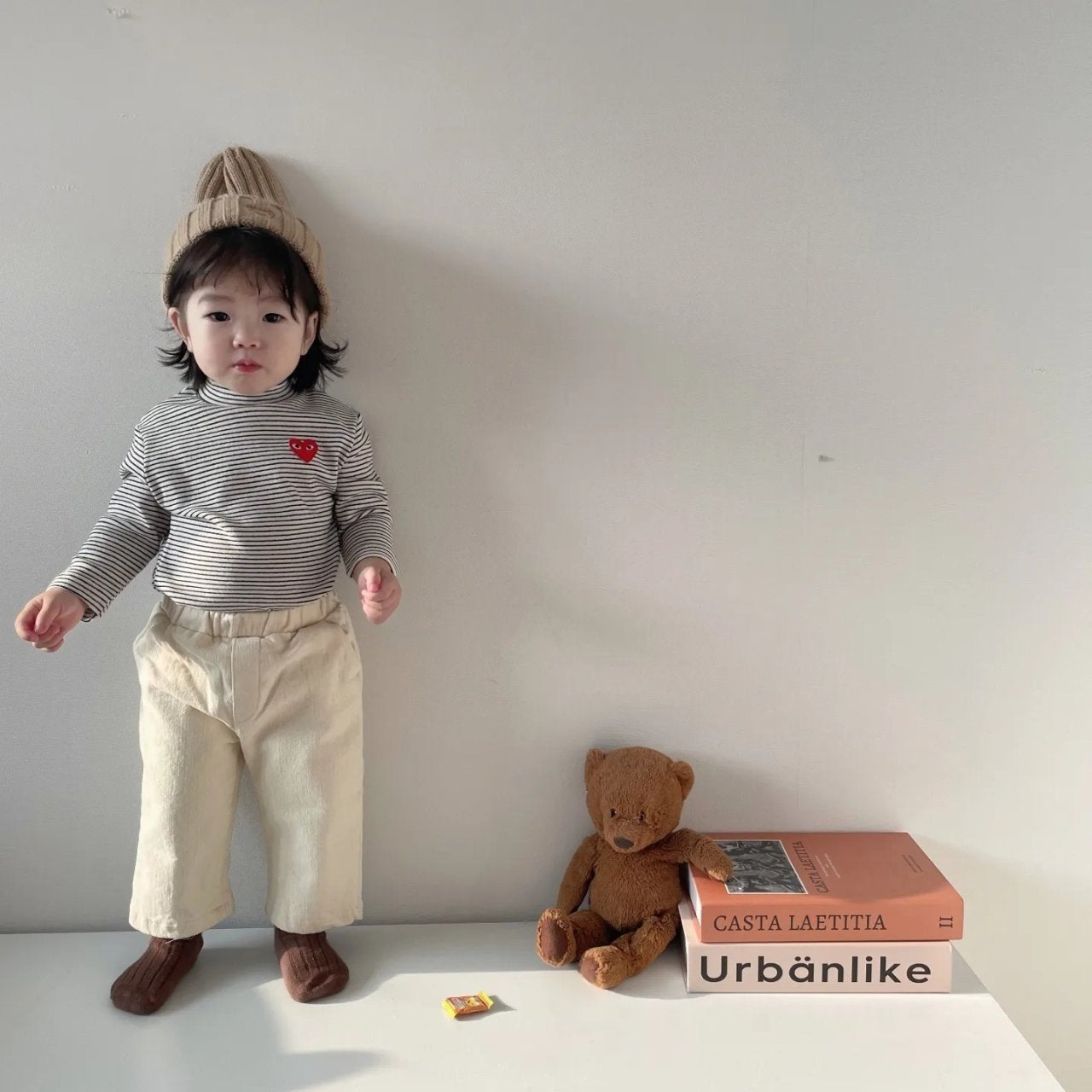 [PRE-ORDER] Heart Turtleneck T-Shirts