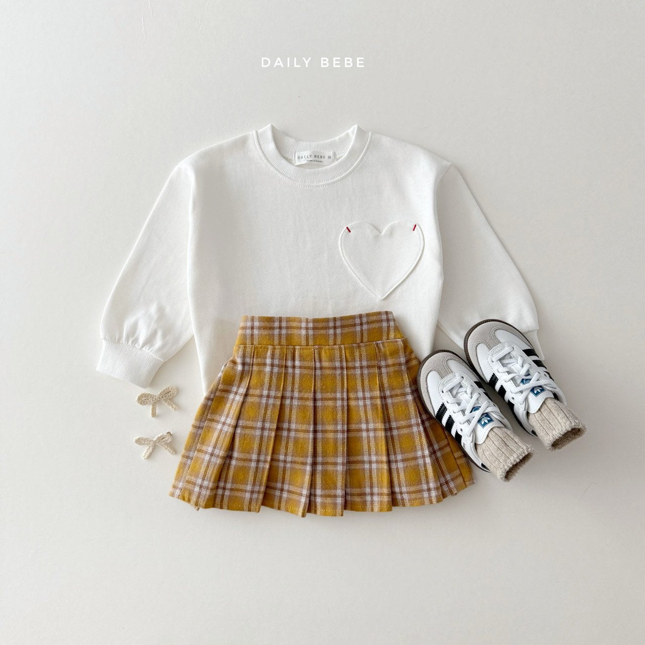 [PRE-ORDER] Heart Pocket T-Shirts