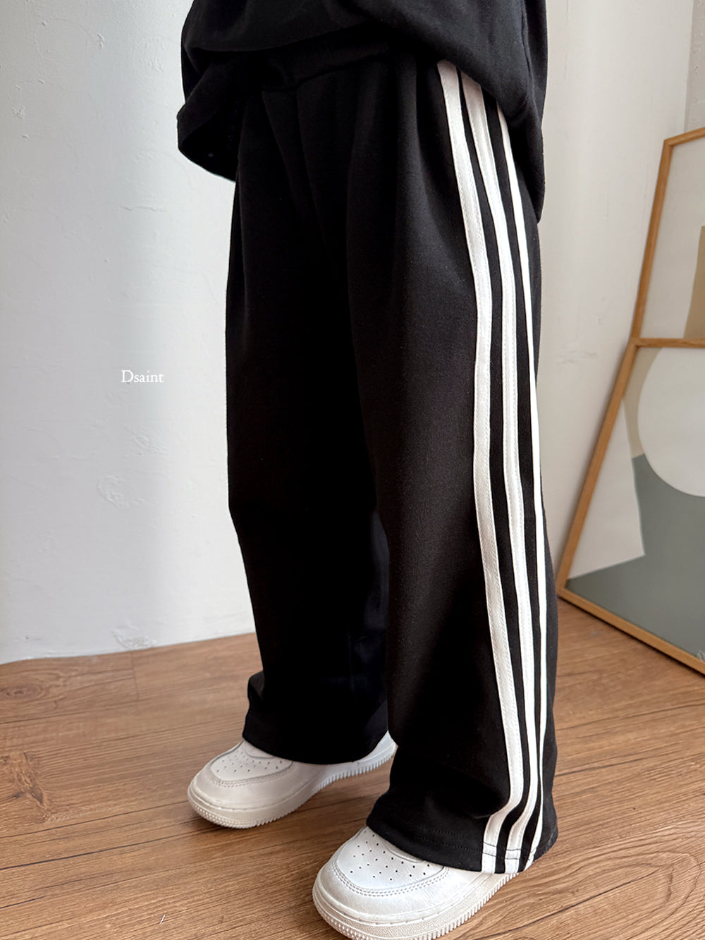 [PRE-ORDER] Three Pants
