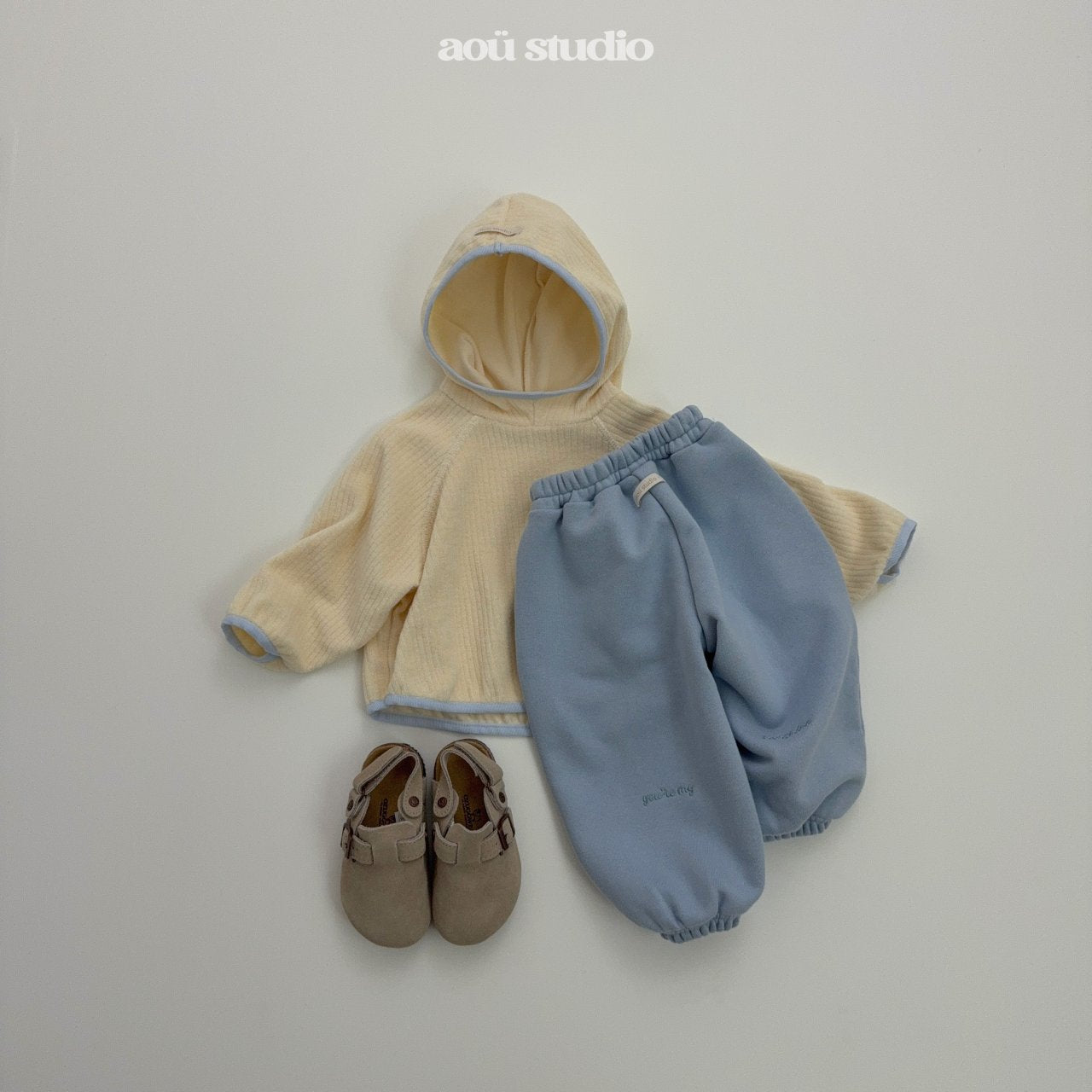 [PRE-ORDER] Easy Hoodie Sweatshirts