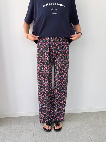 [PRE-ORDER] Flower Pleats Mom Pants