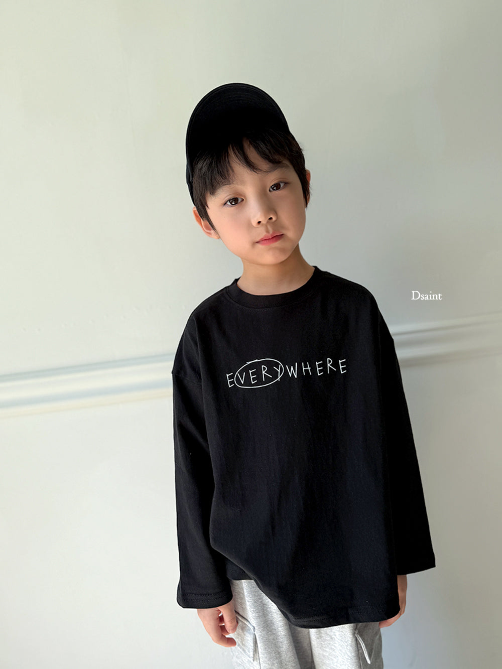 [PRE-ORDER] Round Everywhere T-Shirts