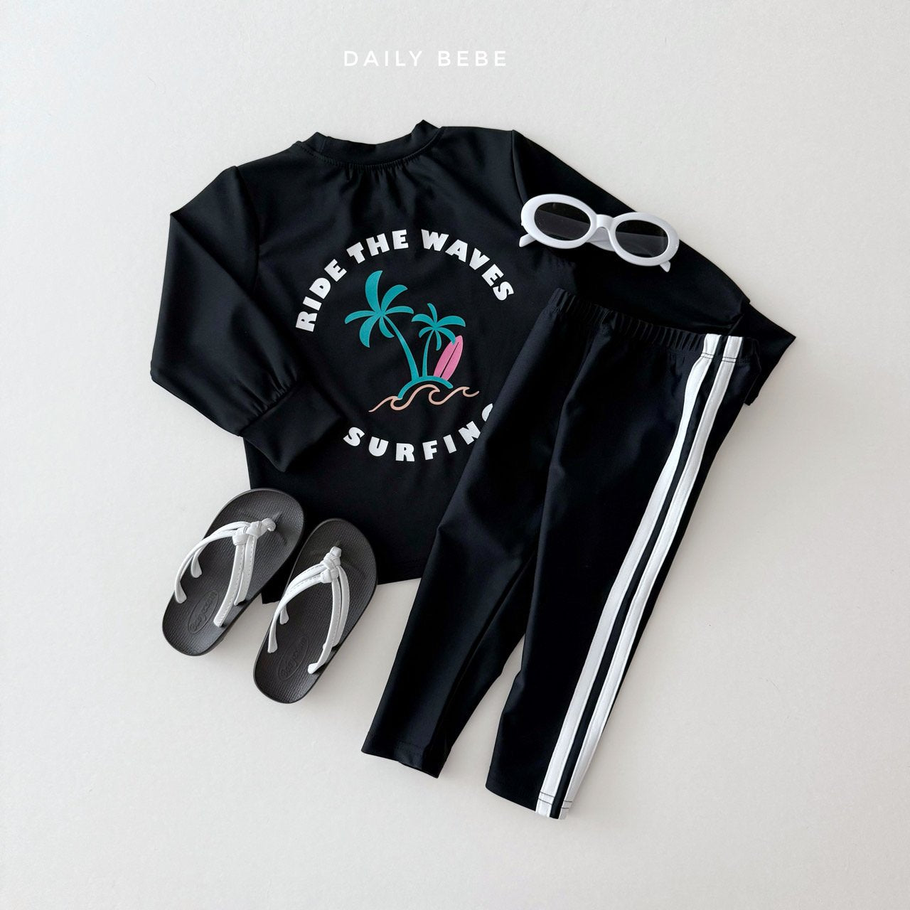 [PRE-ORDER] Loose-Fit Rash Guard Top