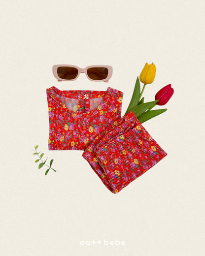 [PRE-ORDER] Flower Pleats Top Bottom Set