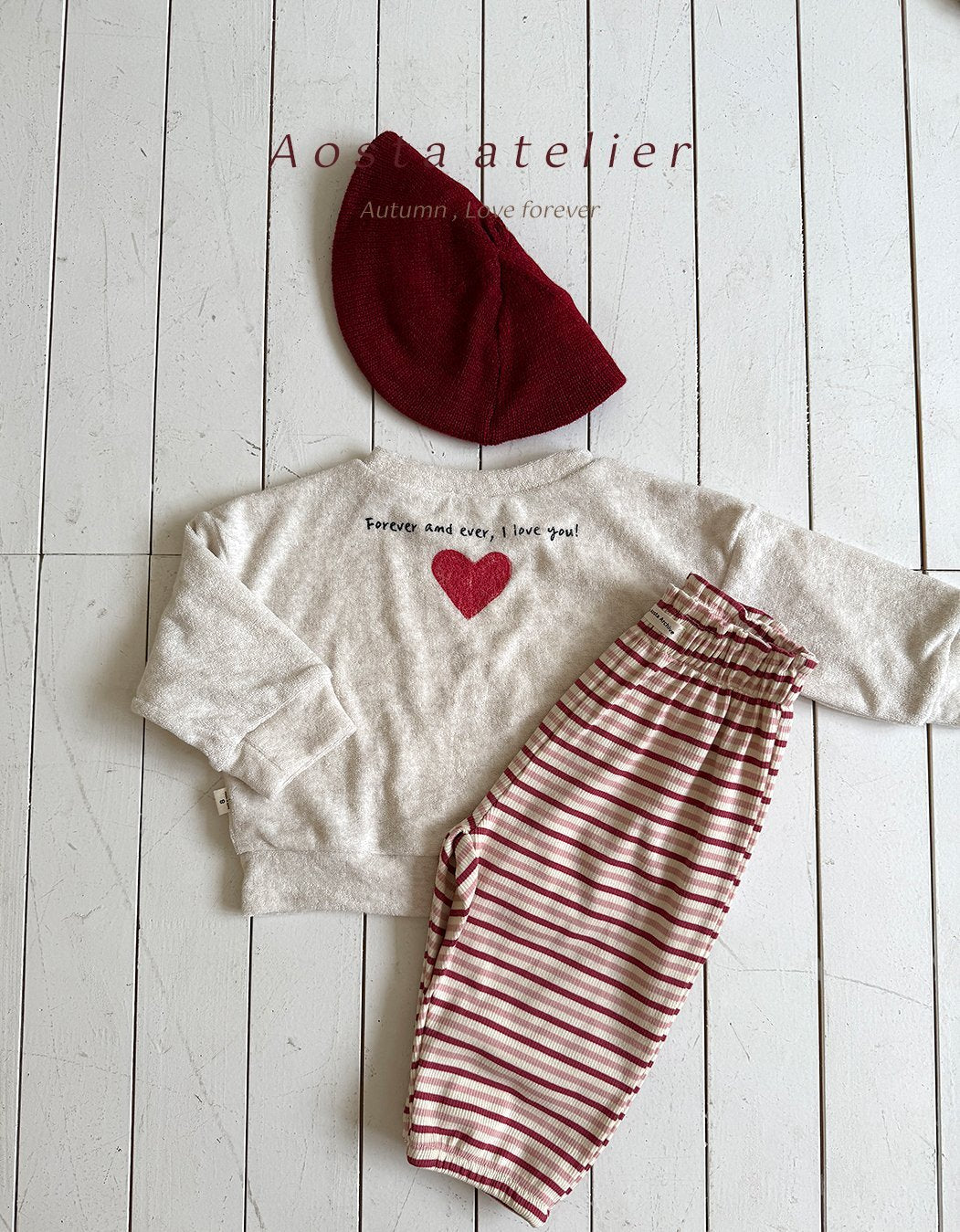 [PRE-ORDER] Heart Sweatshirts