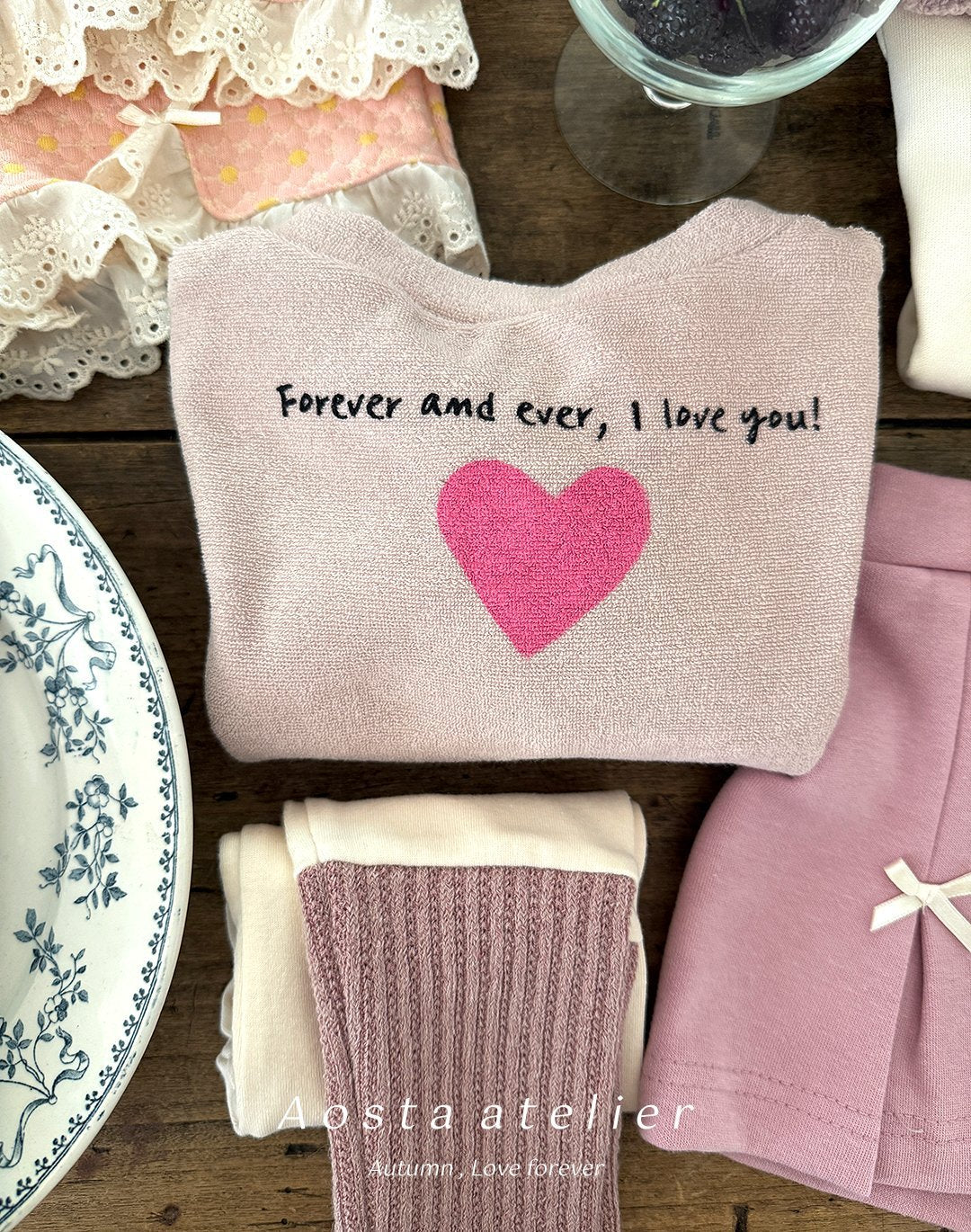 [PRE-ORDER] Heart Sweatshirts