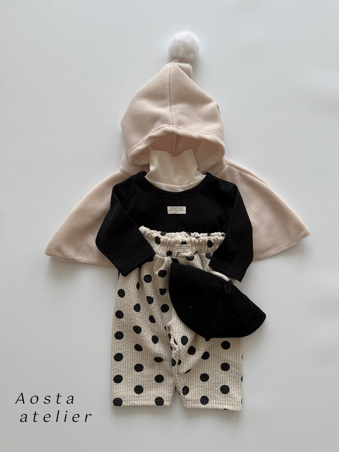 [PRE-ORDER] Winter Cone Cape