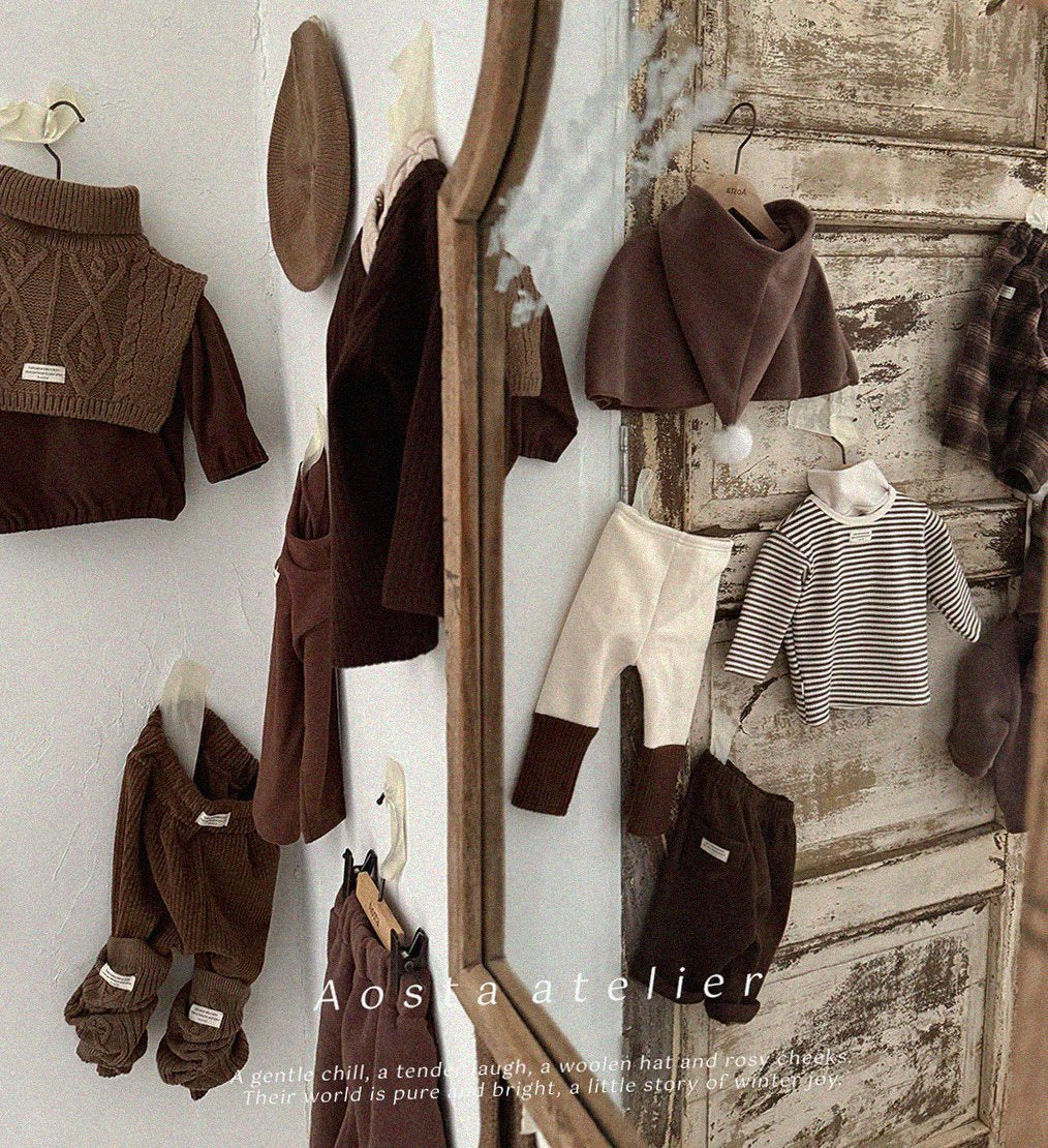 [PRE-ORDER] Winter Cone Cape