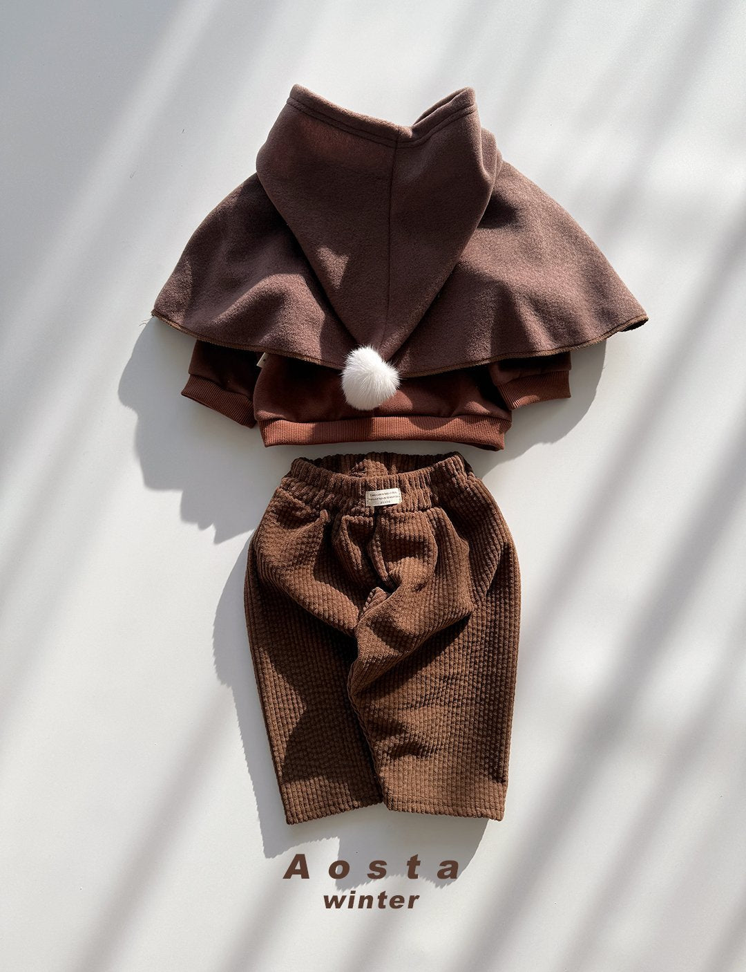 [PRE-ORDER] Winter Cone Cape