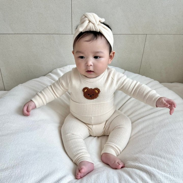 [PRE-ORDER] Arche Bear Body Suit + Leggings + Hair Band Set