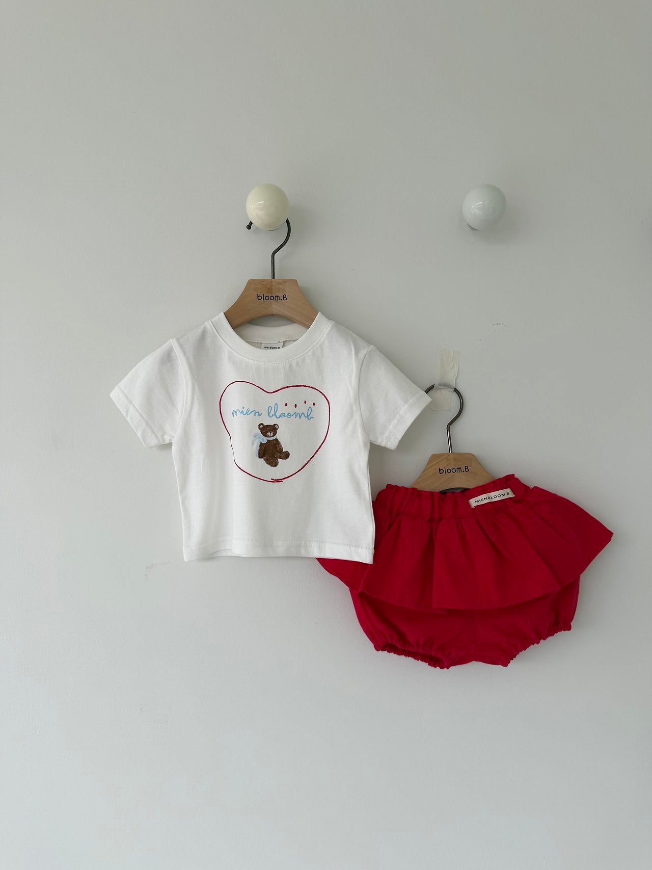 [PRE-ORDER] Heart Bear T-Shirts