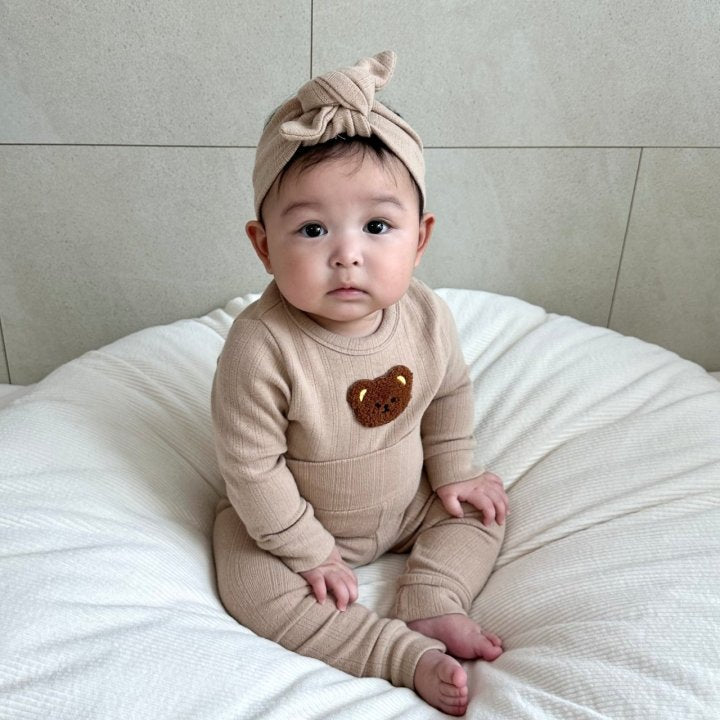 [PRE-ORDER] Arche Bear Body Suit + Leggings + Hair Band Set