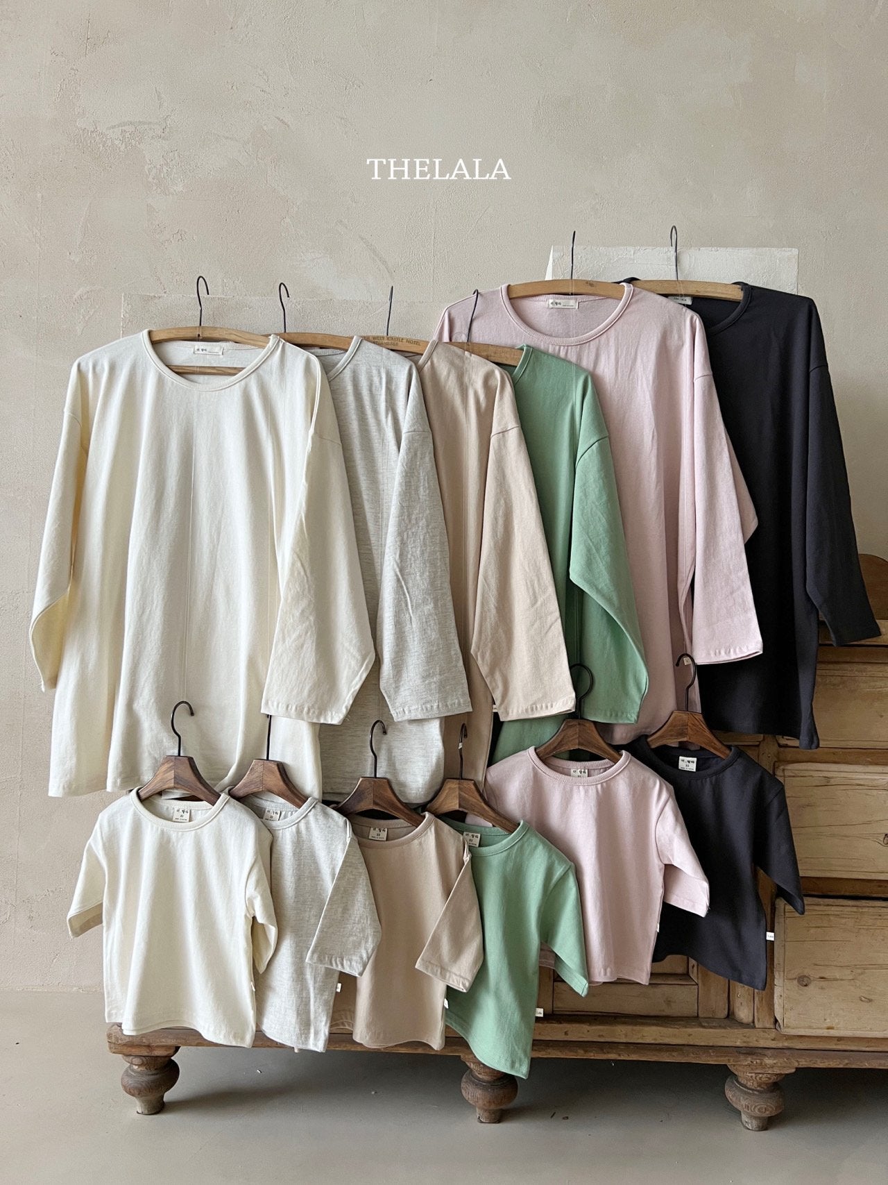 [PRE-ORDER] Limited T-Shirts (Mom Couple)