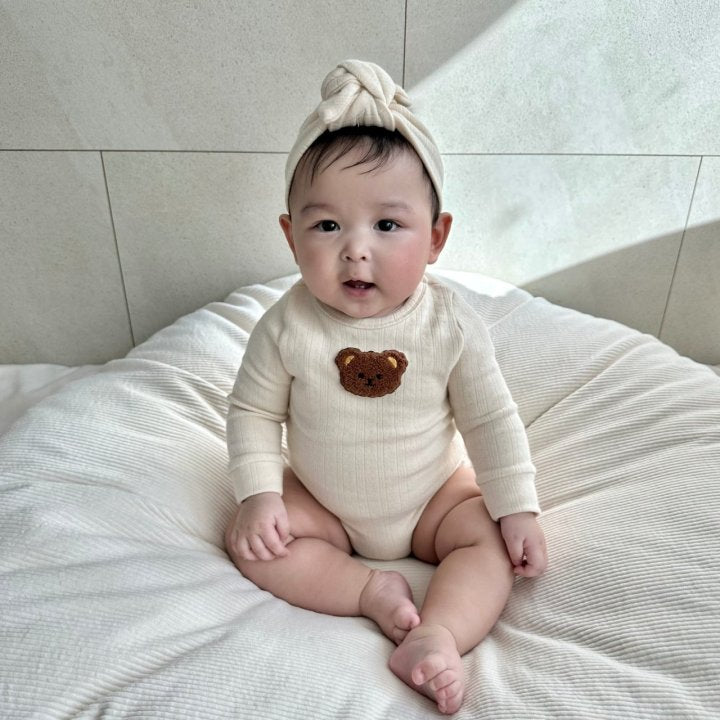 [PRE-ORDER] Arche Bear Body Suit + Leggings + Hair Band Set