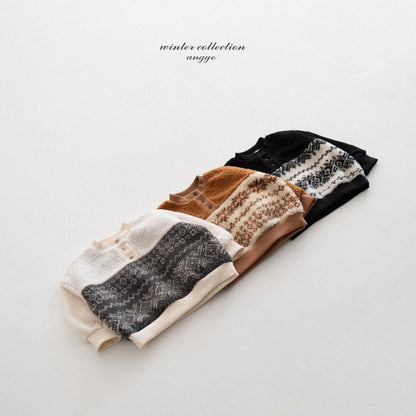 [PRE-ORDER] Pecan Sweatshirts