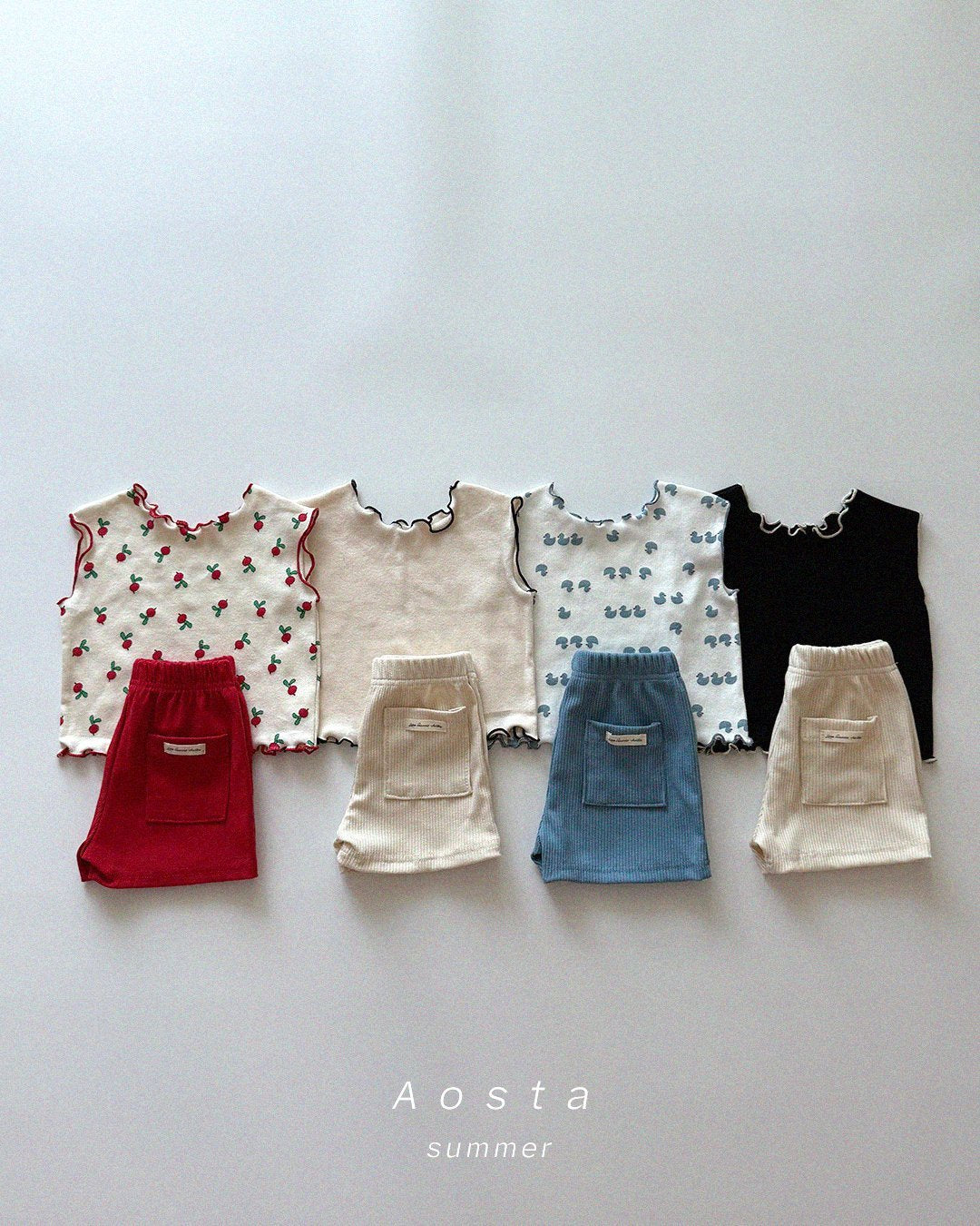 [PRE-ORDER] Ribbed Love T-Shirts