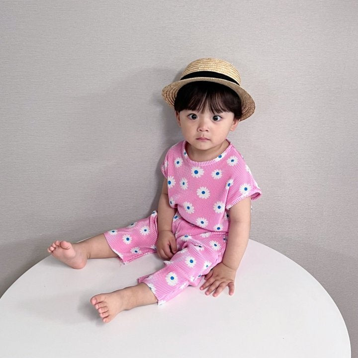 [PRE-ORDER] Daisy Pleats Top Bottom Set