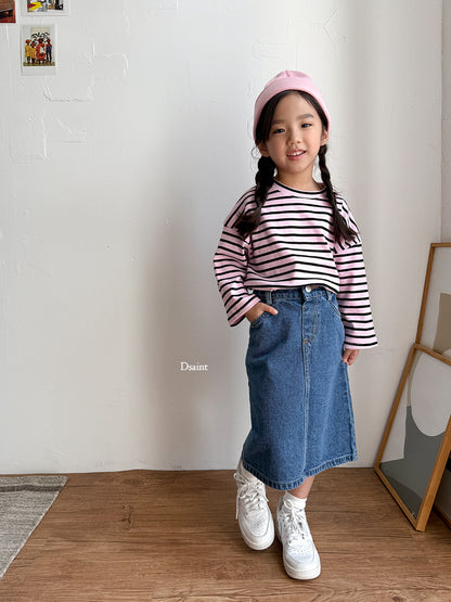 [PRE-ORDER] Banana Stripe T-Shirts