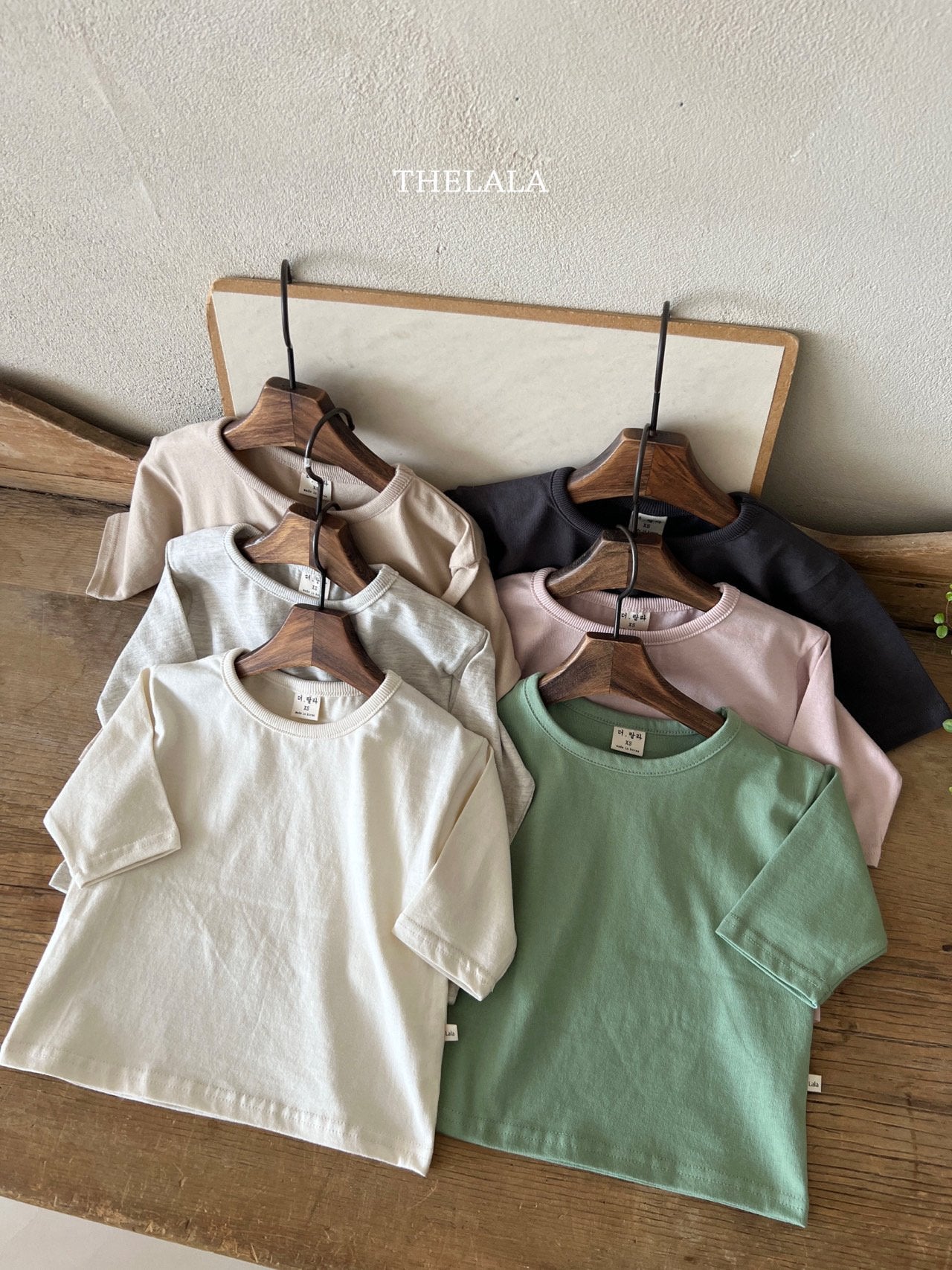 [PRE-ORDER] Limited T-Shirts (Mom Couple)