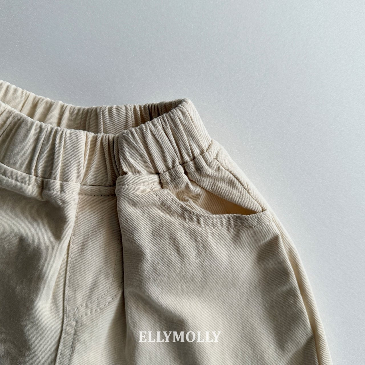 [PRE-ORDER] Day Fit Shorts