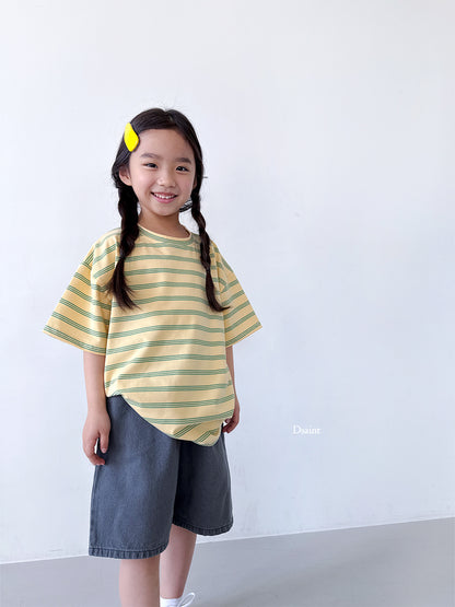 [PRE-ORDER] Three Stripe T-Shirts
