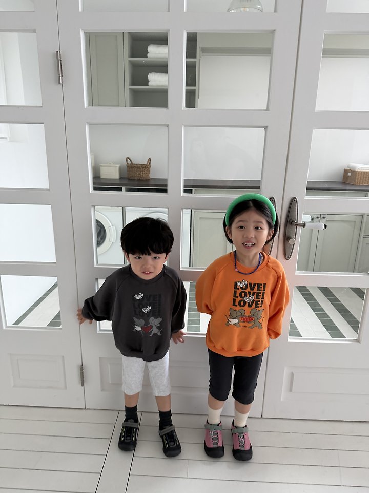 [PRE-ORDER] Cheese Mouse Sweatshirts