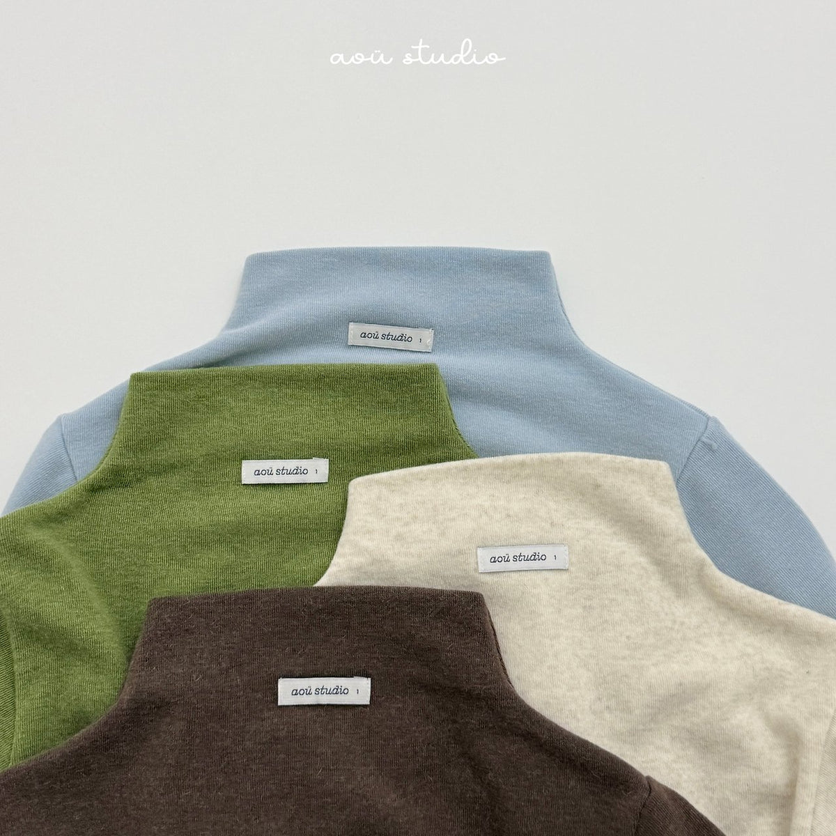 [PRE-ORDER] Who U Turtleneck T-Shirts