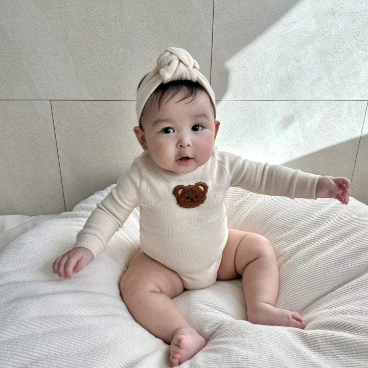 [PRE-ORDER] Arche Bear Body Suit + Leggings + Hair Band Set