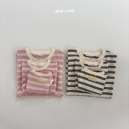 [PRE-ORDER] Saint T-Shirts (Mom&Dad Couple)